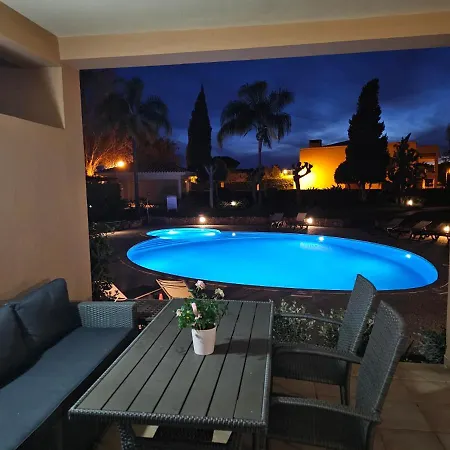 Citadela I, Golfe, Pool And Falesia * 빌라모라